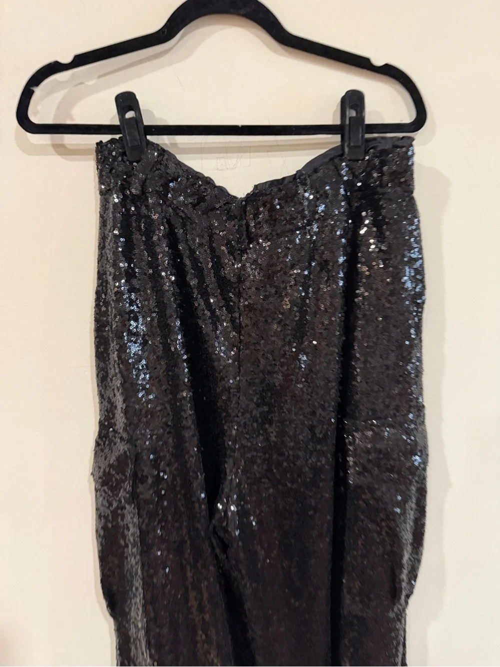 By Anthropologie Black Sequin Cargo Pants Size 10 - Picture 6 of 7